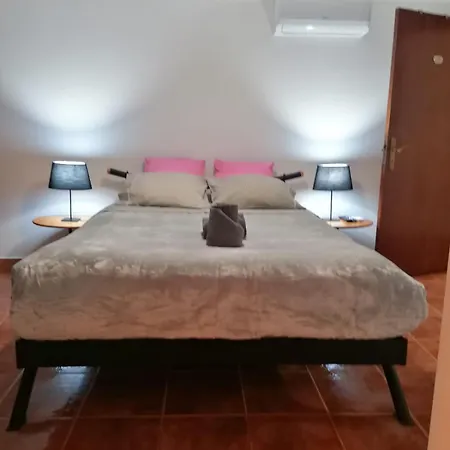 9, Cimo Da Aldeia Holiday home